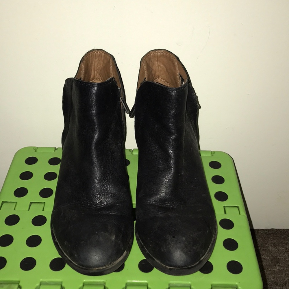 Black bootie